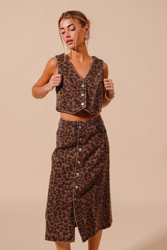 CONJUNTO ANIMAL PRINT CHALECO FALDA