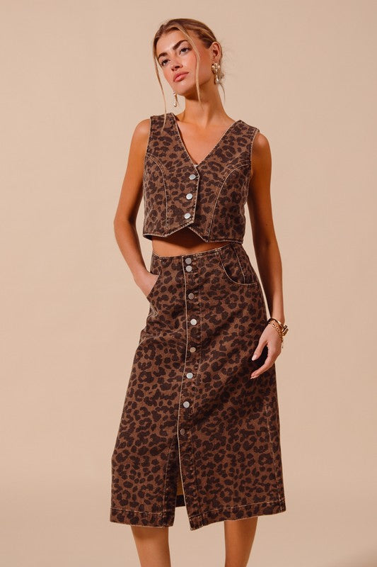CONJUNTO ANIMAL PRINT CHALECO FALDA