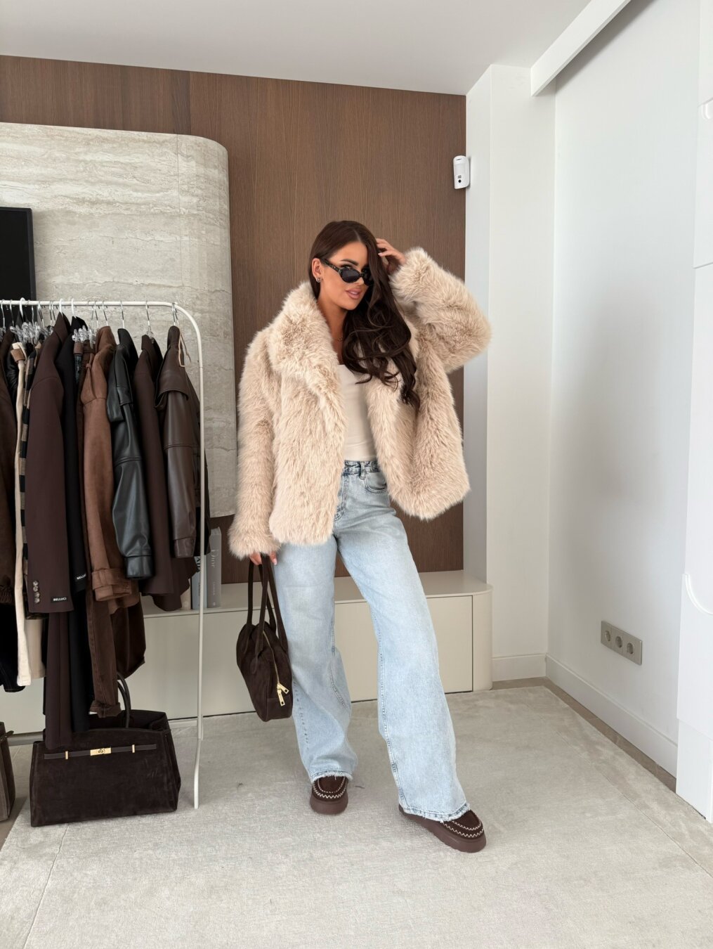 CAZADORA EFECTO PELO BEIGE
