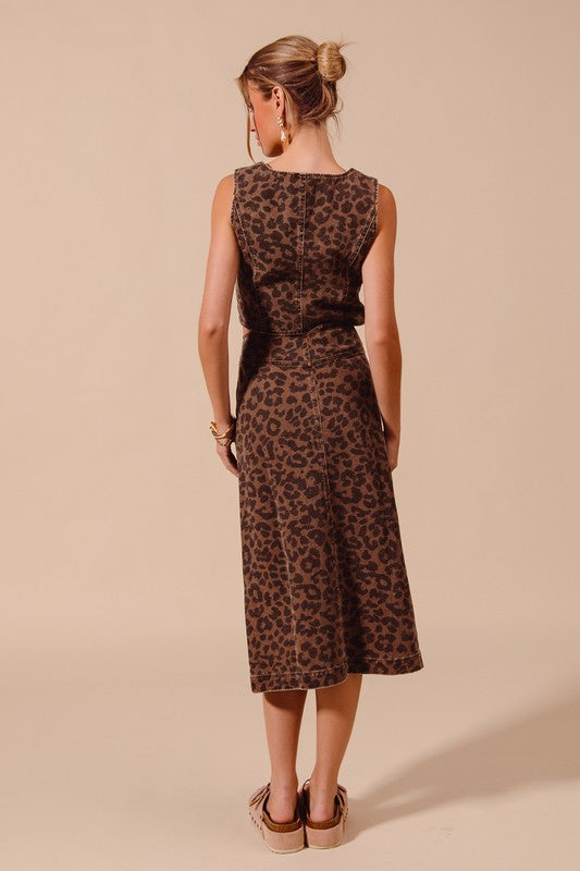 CONJUNTO ANIMAL PRINT CHALECO FALDA