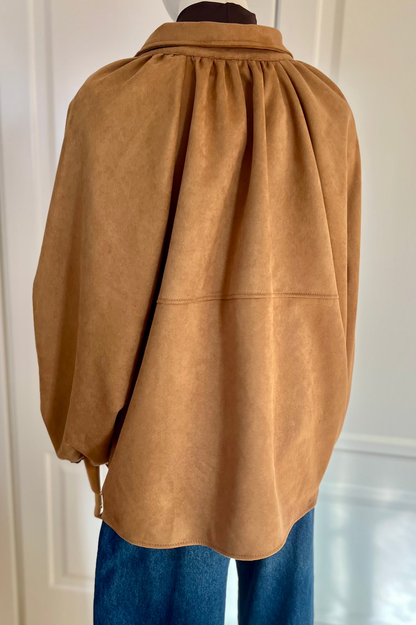 CHAQUETA BOMBER EFECTO ANTE CAMEL
