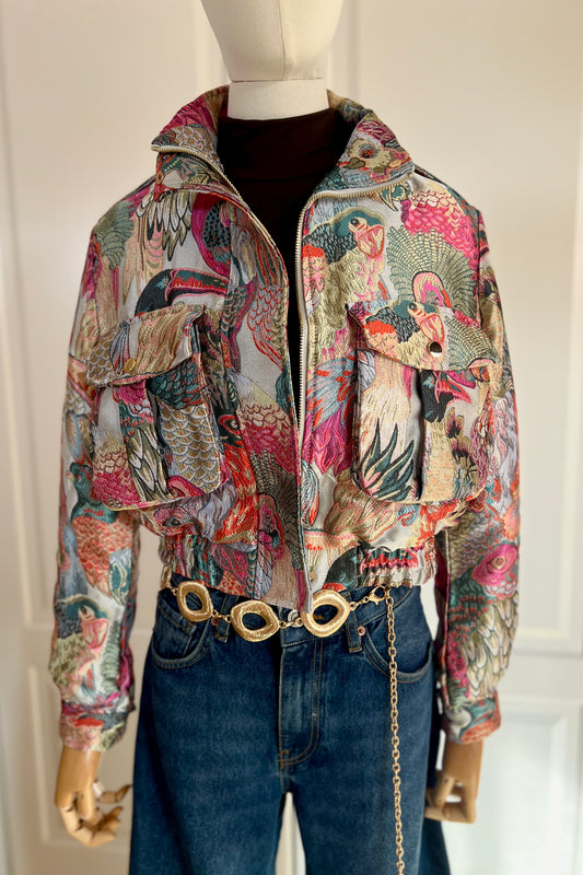 CHAQUETA BOMBER BORDADA PAPAGAYO
