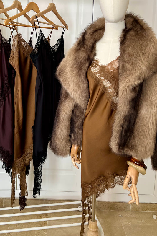 VESTIDO LENCERO ENCAJE BRONCE