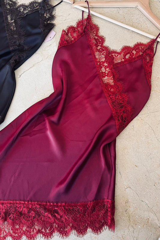 MAXI TOP LENCERO ENCAJE BURDEO