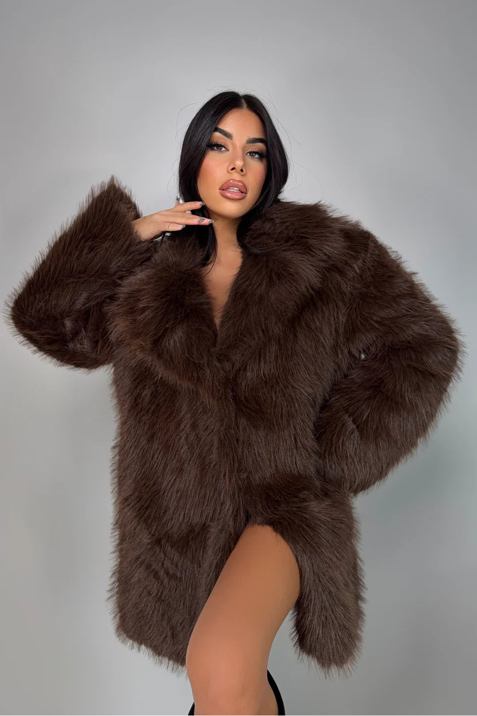 ABRIGO EFECTO PELO CHOCOLATE