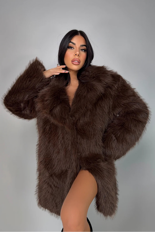 ABRIGO EFECTO PELO CHOCOLATE