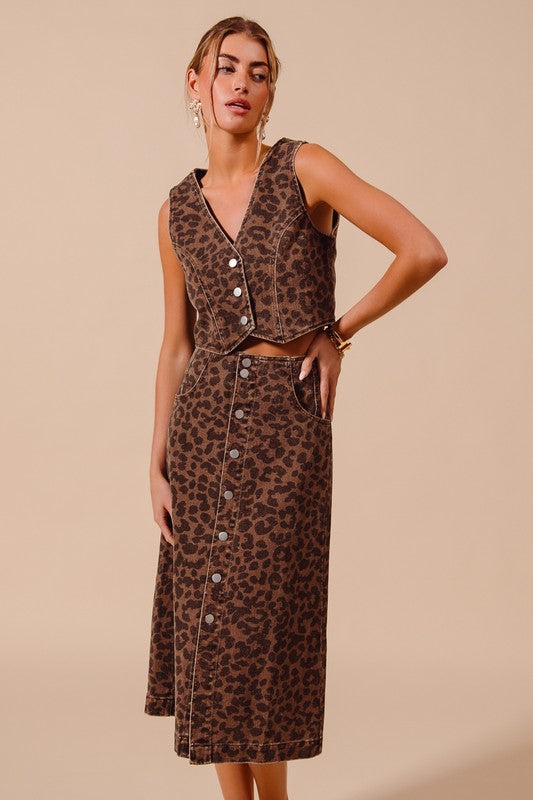 CONJUNTO ANIMAL PRINT CHALECO FALDA