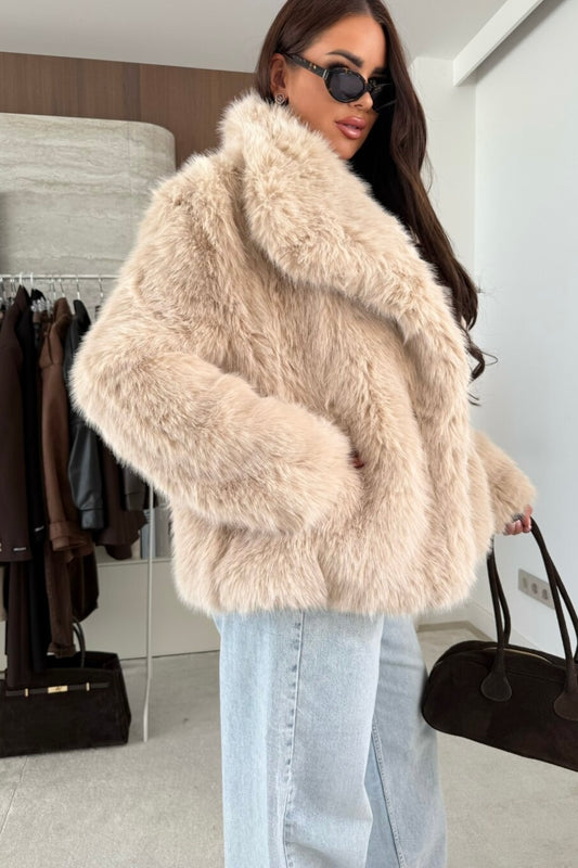 CAZADORA EFECTO PELO BEIGE